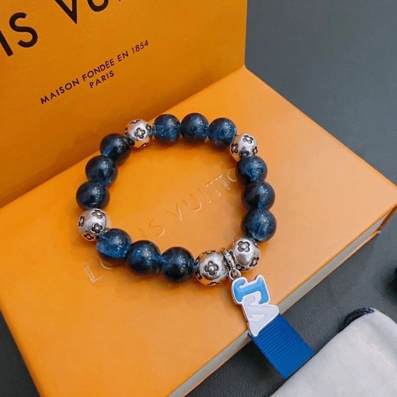 Louis Vuitton Bracelets ZipUp 251589