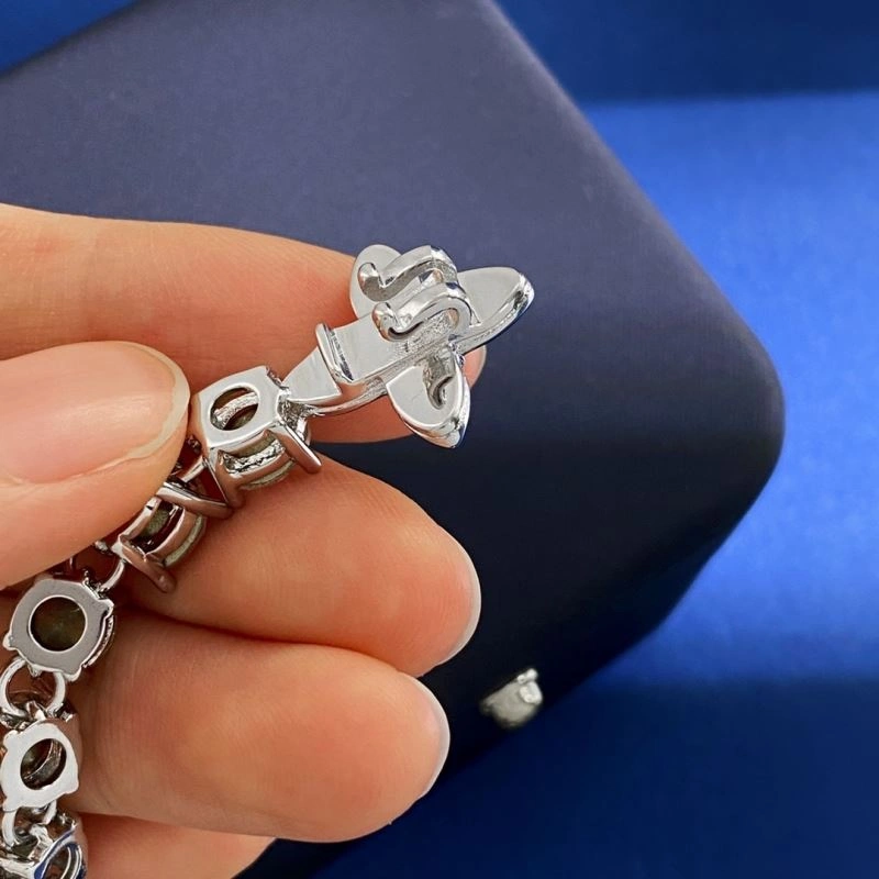 Lightweight Louis Vuitton Bracelets 251587