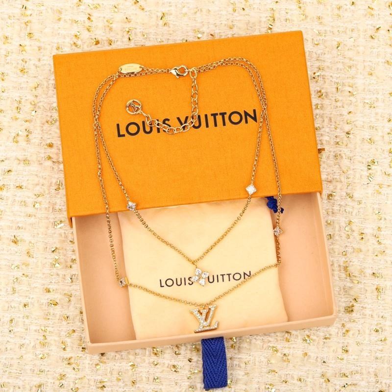 Supportive Louis Vuitton Bracelets 251560