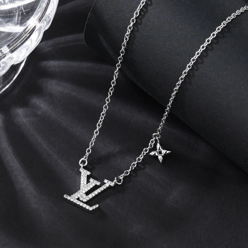 Louis Vuitton Bracelets Effortless 251564