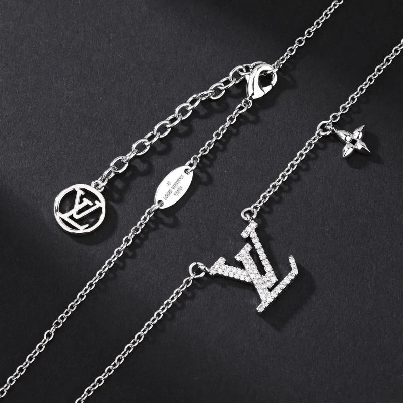 Louis Vuitton Bracelets Effortless 251564