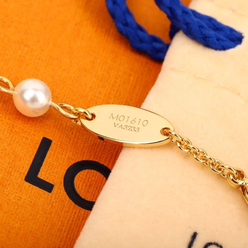 Original Louis Vuitton Bracelets 251557