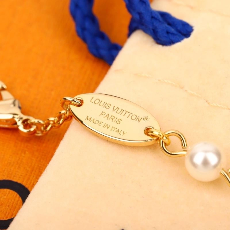 Original Louis Vuitton Bracelets 251557