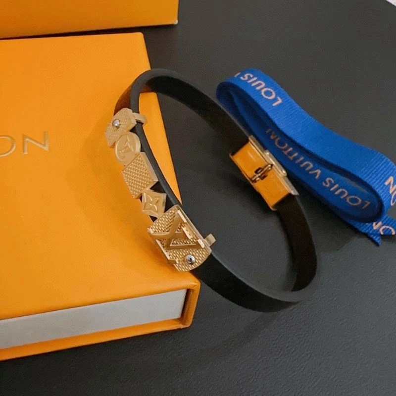 Efficient Louis Vuitton Bracelets 251585