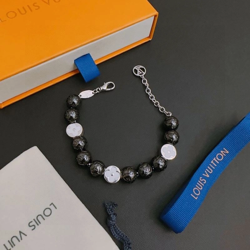 Louis Vuitton Bracelets Chic 251568