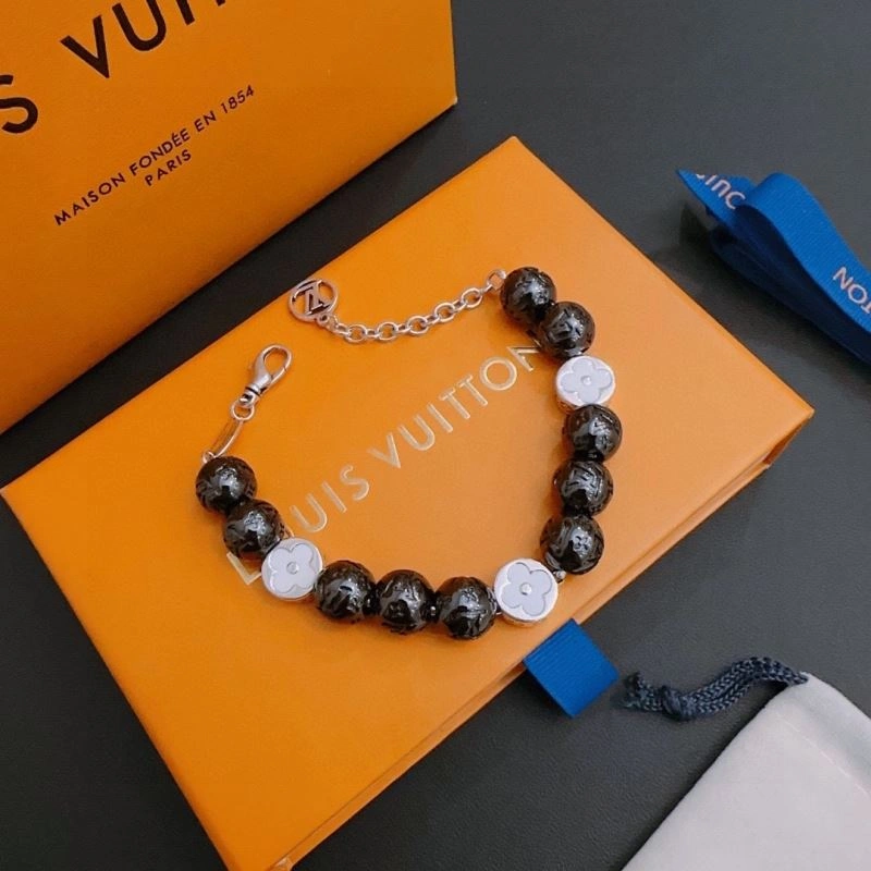 Louis Vuitton Bracelets Chic 251568
