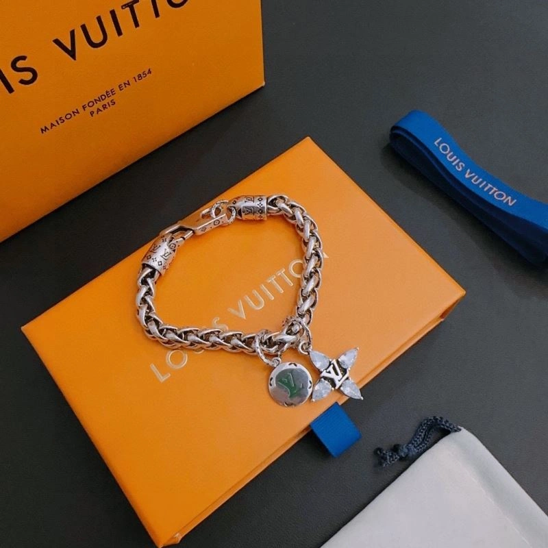 Louis Vuitton Bracelets TopPick 251573