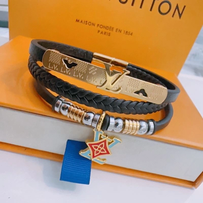Elegant Louis Vuitton Bracelets 251583