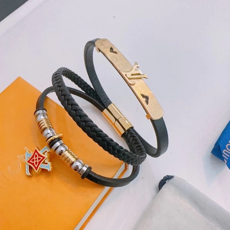 Elegant Louis Vuitton Bracelets 251583