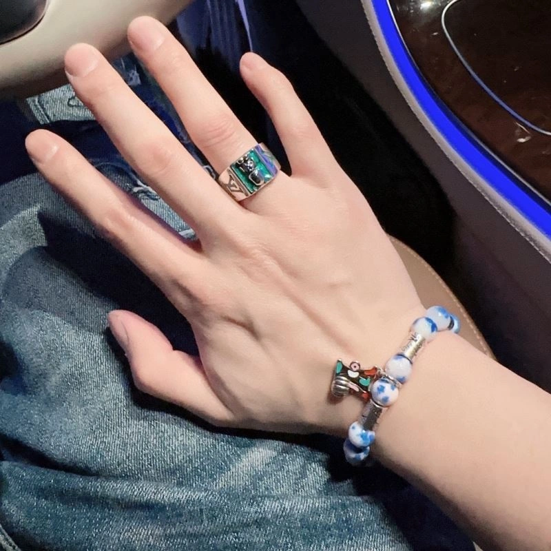 Stretchable Louis Vuitton Bracelets 251563