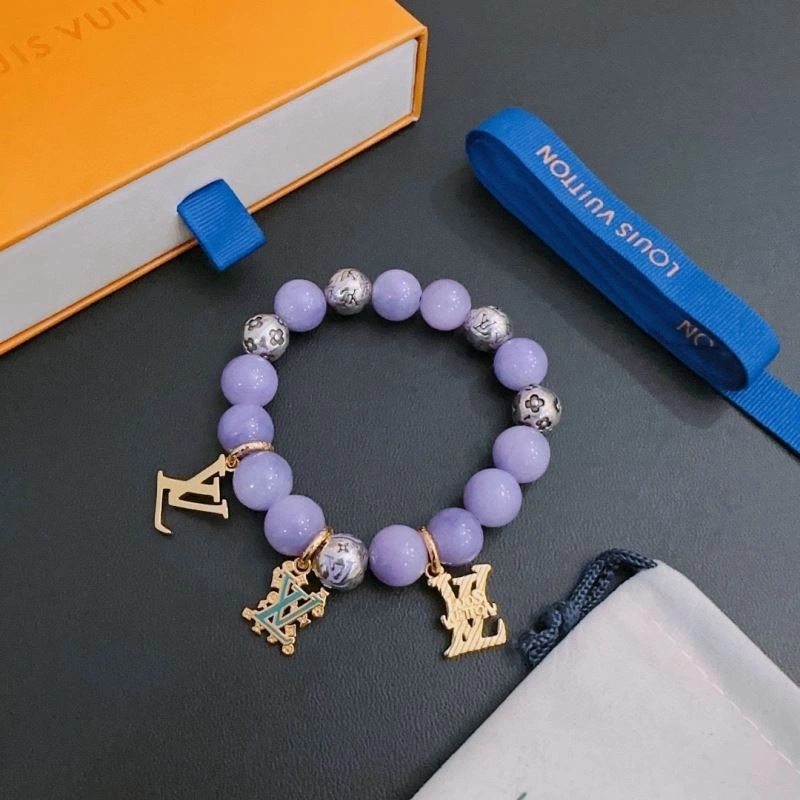 Lightweight Louis Vuitton Bracelets 251577