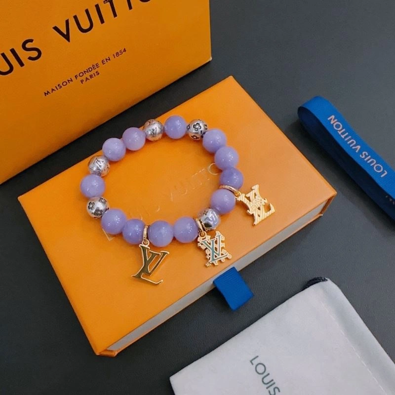 Lightweight Louis Vuitton Bracelets 251577