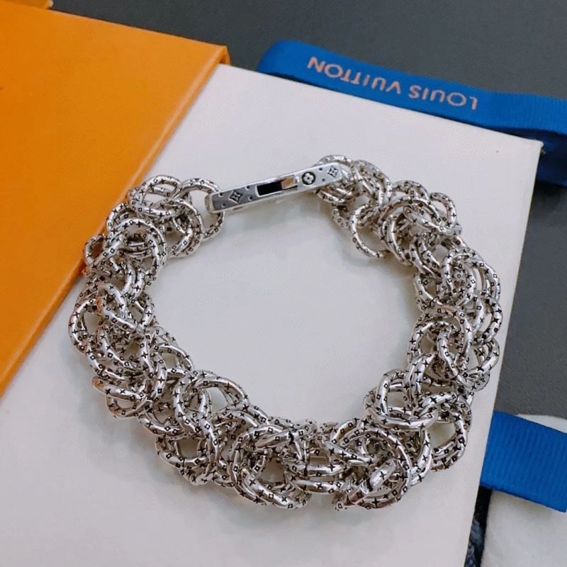 OdorResistant Louis Vuitton Bracelets 251566
