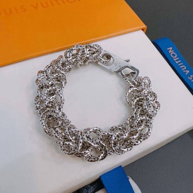 OdorResistant Louis Vuitton Bracelets 251566