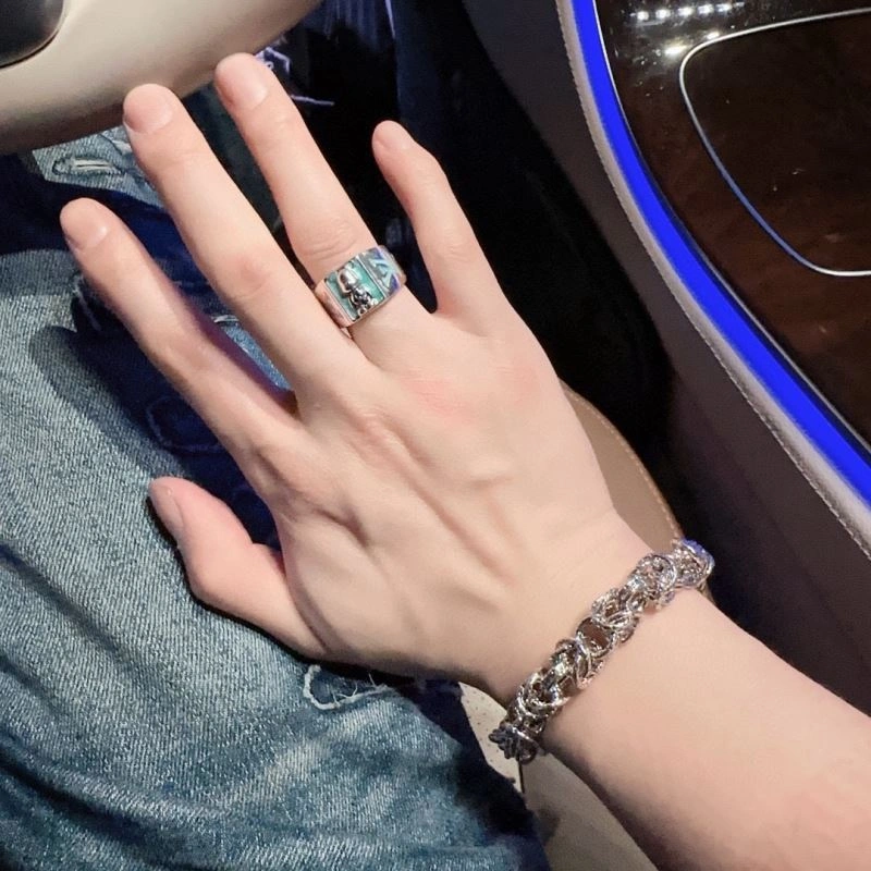 OdorResistant Louis Vuitton Bracelets 251566
