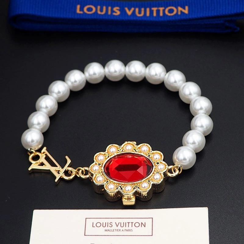 Louis Vuitton Bracelets Cozy 251191