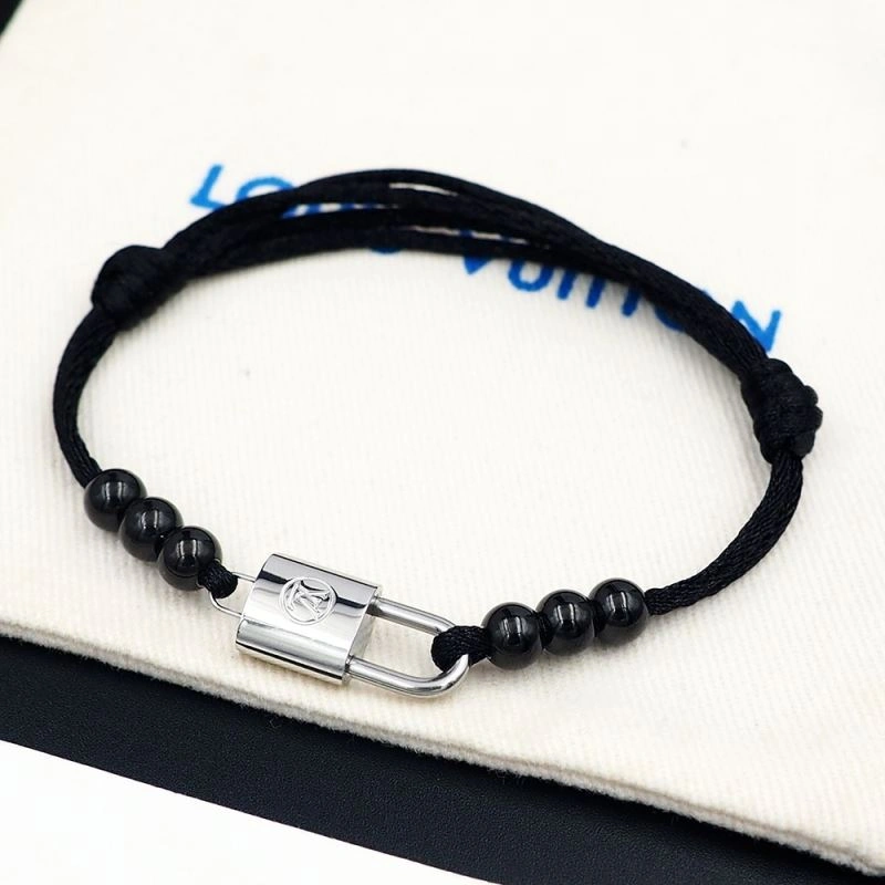 Louis Vuitton Bracelets SmartChoice 251190