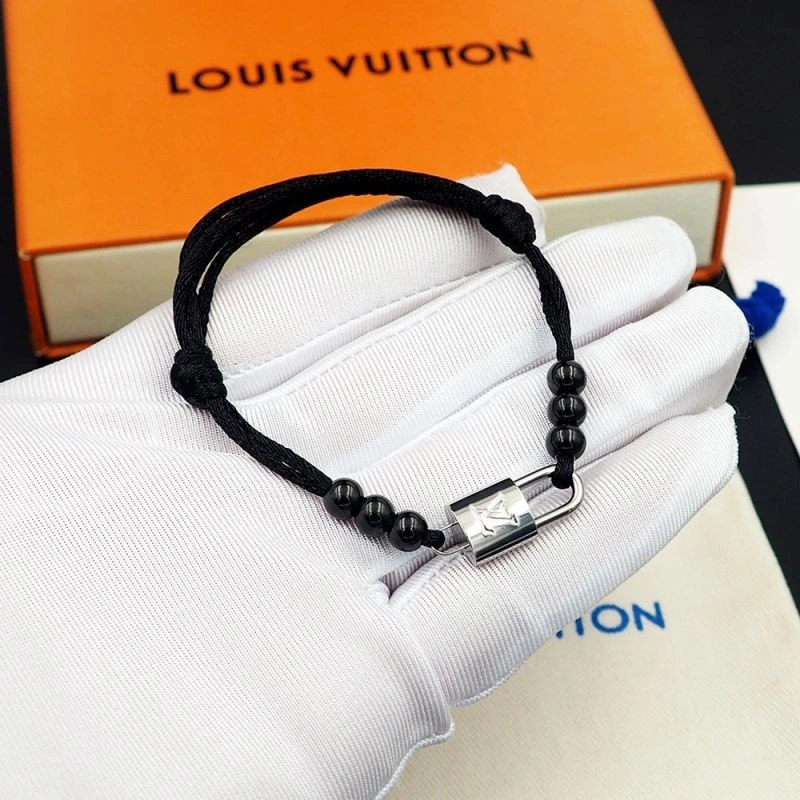 Louis Vuitton Bracelets SmartChoice 251190