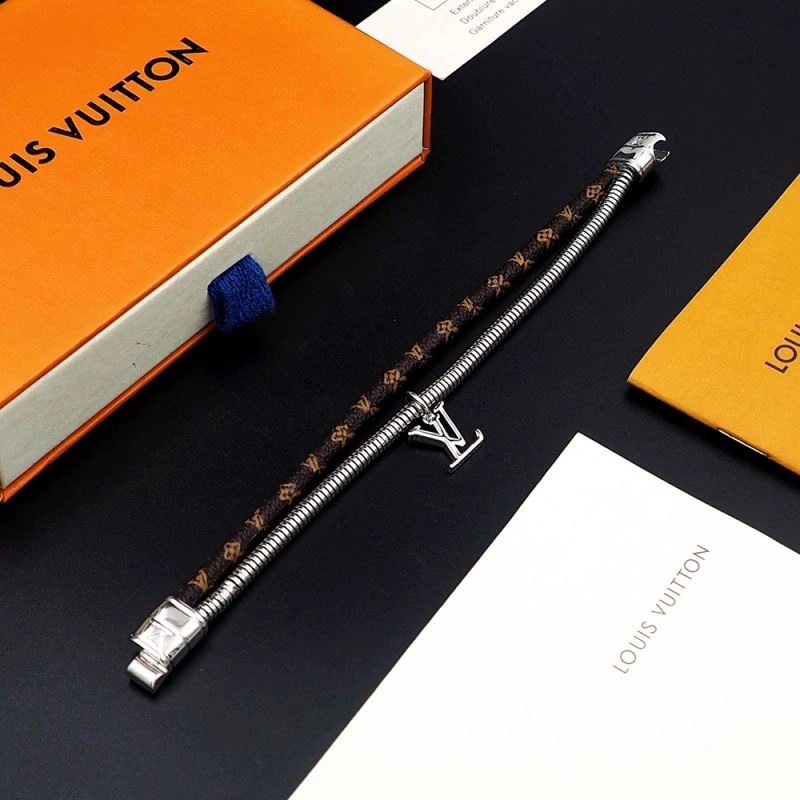 Louis Vuitton Bracelets Refined 251186