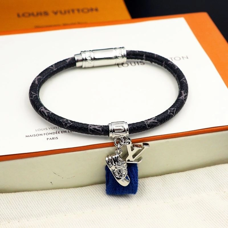 Louis Vuitton Bracelets Lightweight 251185