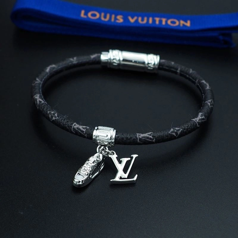 Louis Vuitton Bracelets Lightweight 251185