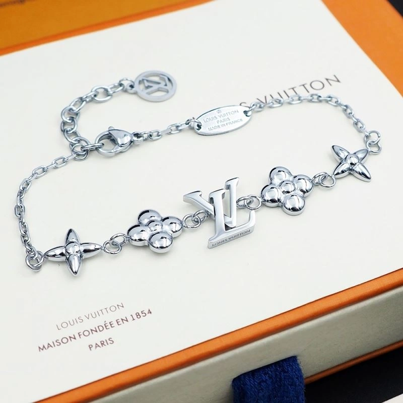 Louis Vuitton Bracelets Chic 251171