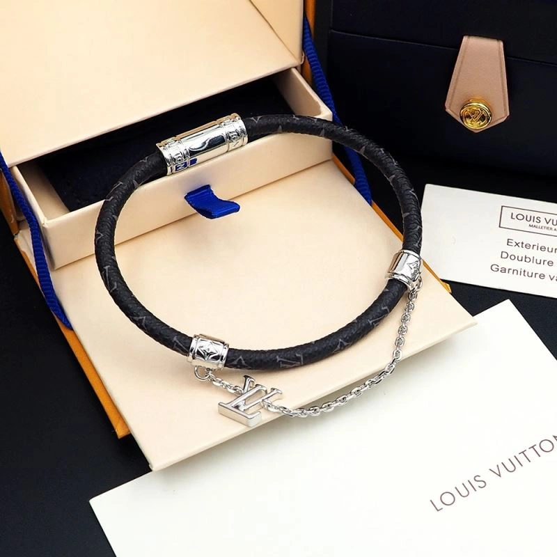 Louis Vuitton Bracelets Durable 251156