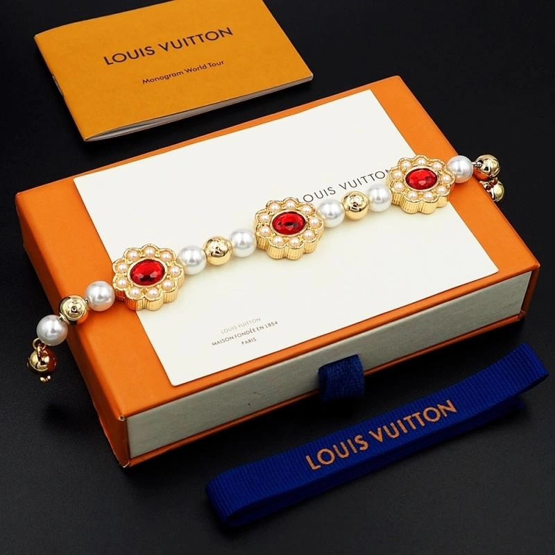 Louis Vuitton Bracelets Trendsetting 251162