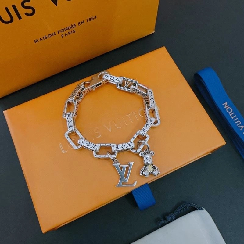 Louis Vuitton Bracelets Stretchable 251159