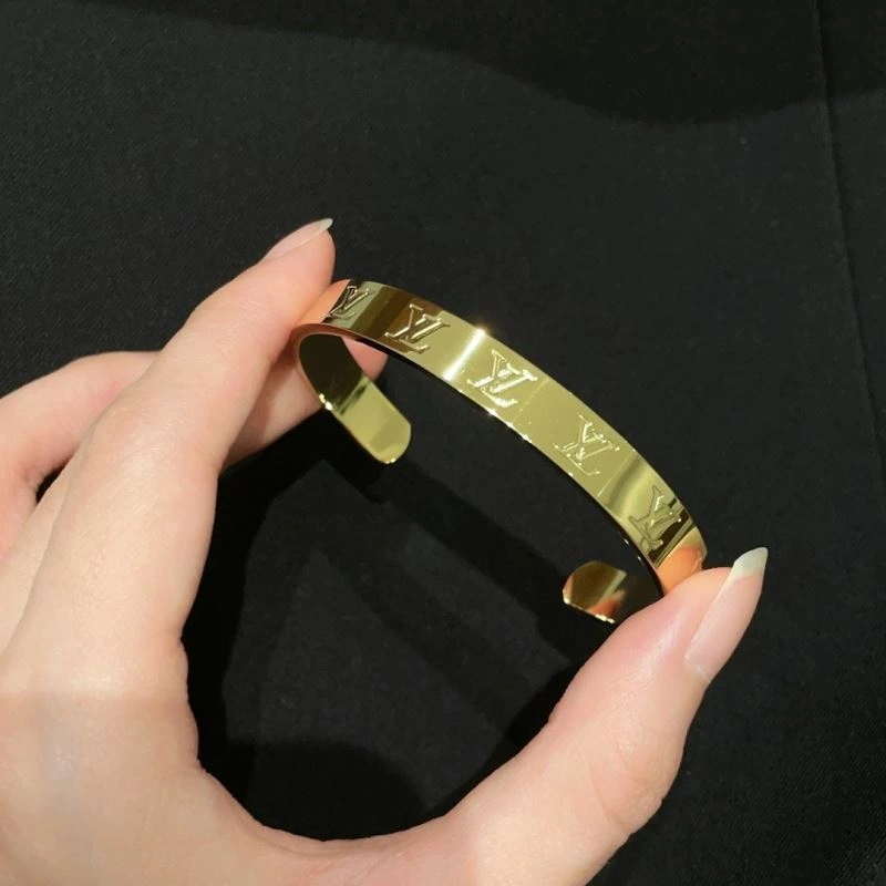 Louis Vuitton Bracelets WaterResistant 251165
