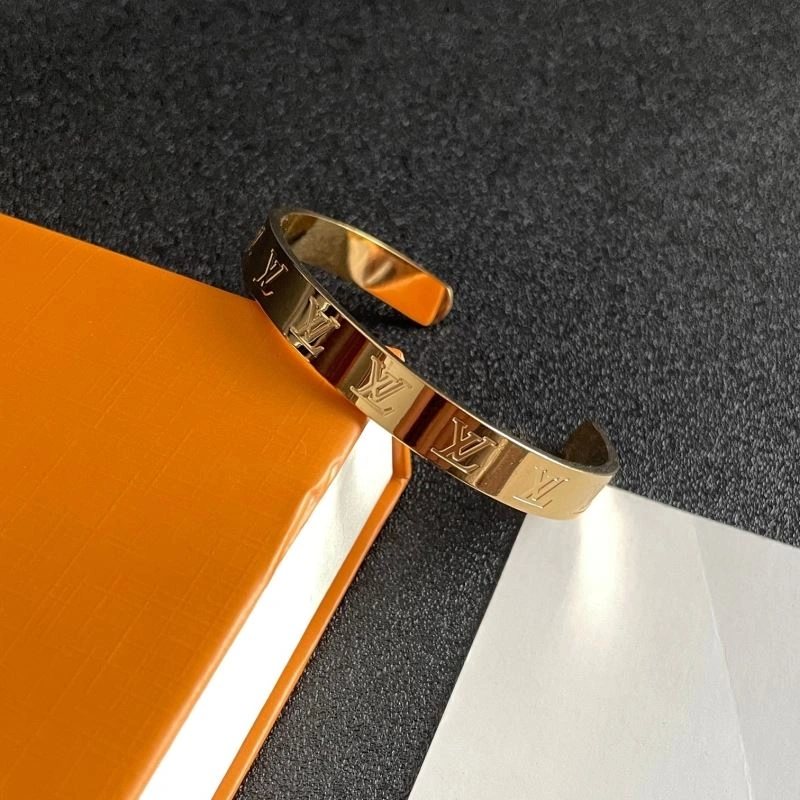 Louis Vuitton Bracelets WaterResistant 251165