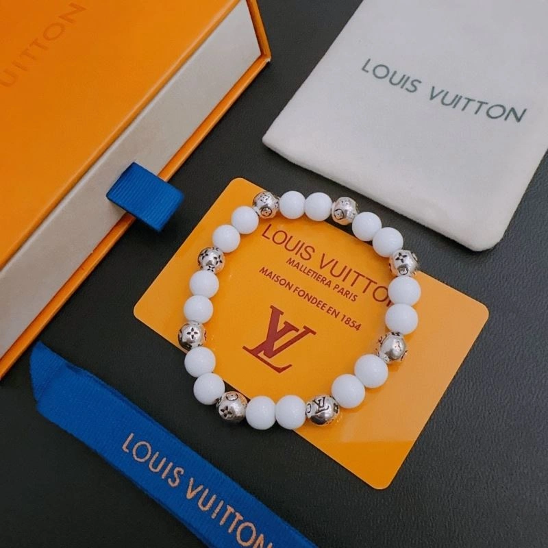 Louis Vuitton Bracelets ModernLook 251154