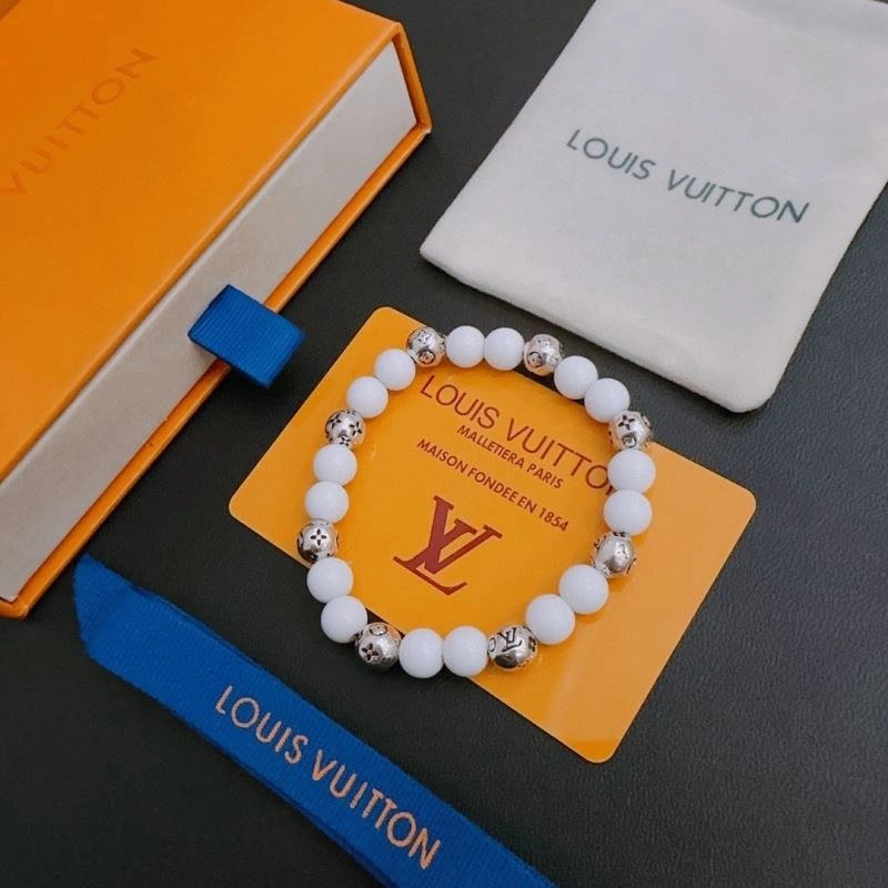 Louis Vuitton Bracelets ModernLook 251154