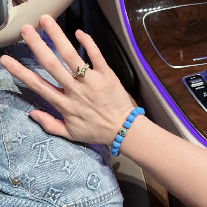 FlexibleFit Louis Vuitton Bracelets 251173