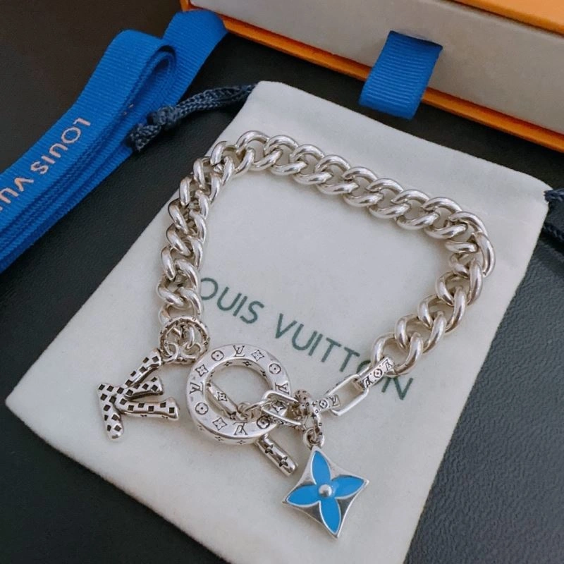 Modern Louis Vuitton Bracelets 251161
