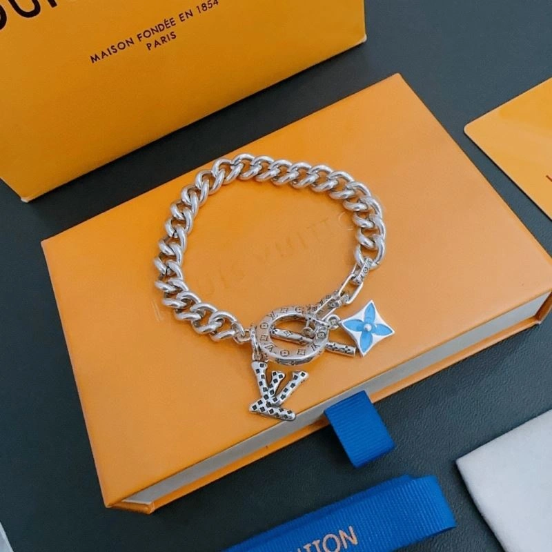 Modern Louis Vuitton Bracelets 251161