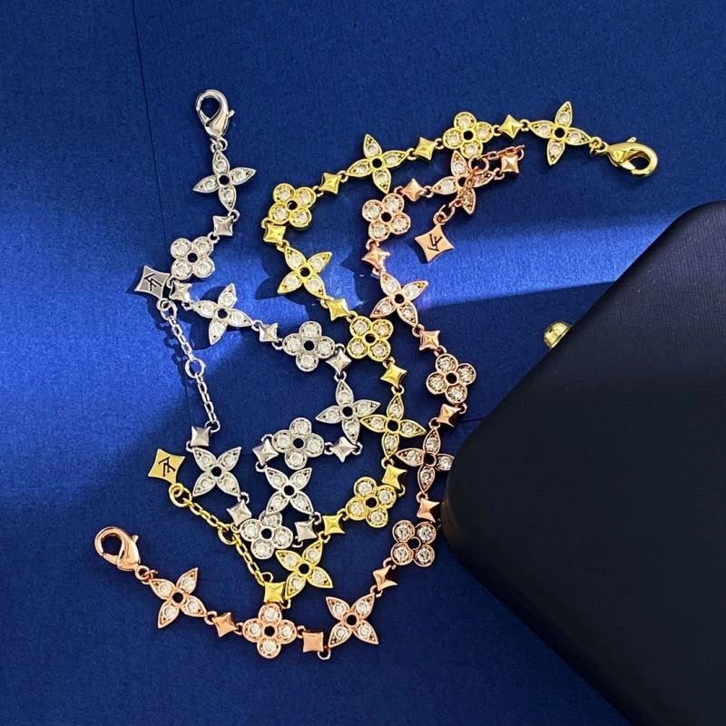 Louis Vuitton Bracelets Upgraded 251157