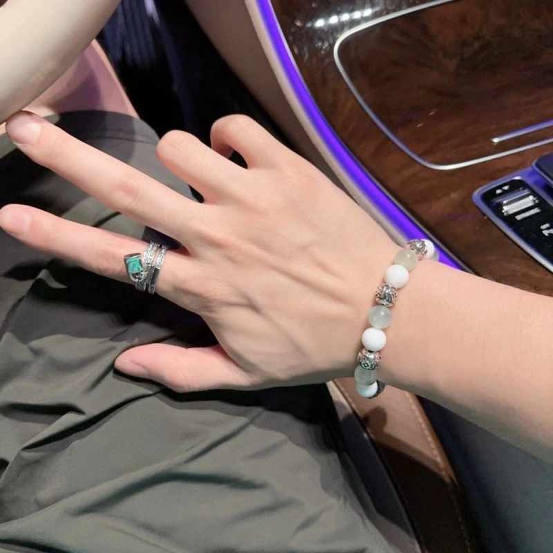 TechFriendly Louis Vuitton Bracelets 251150