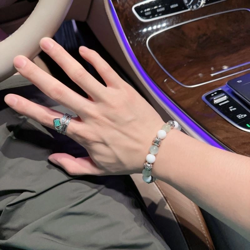 TechFriendly Louis Vuitton Bracelets 251150