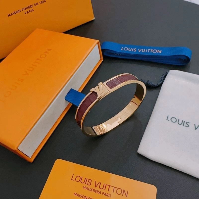 Louis Vuitton Bracelets WeatherProof 251145