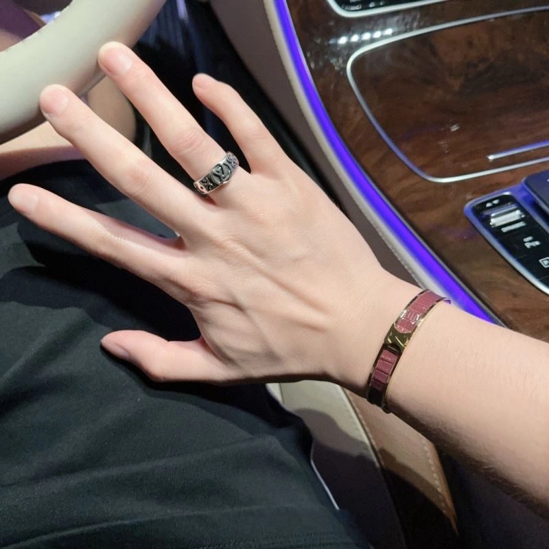 Louis Vuitton Bracelets WeatherProof 251145
