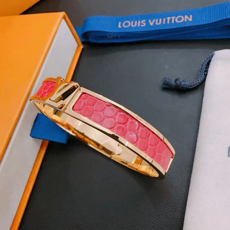 ZeroBulk Louis Vuitton Bracelets 251143