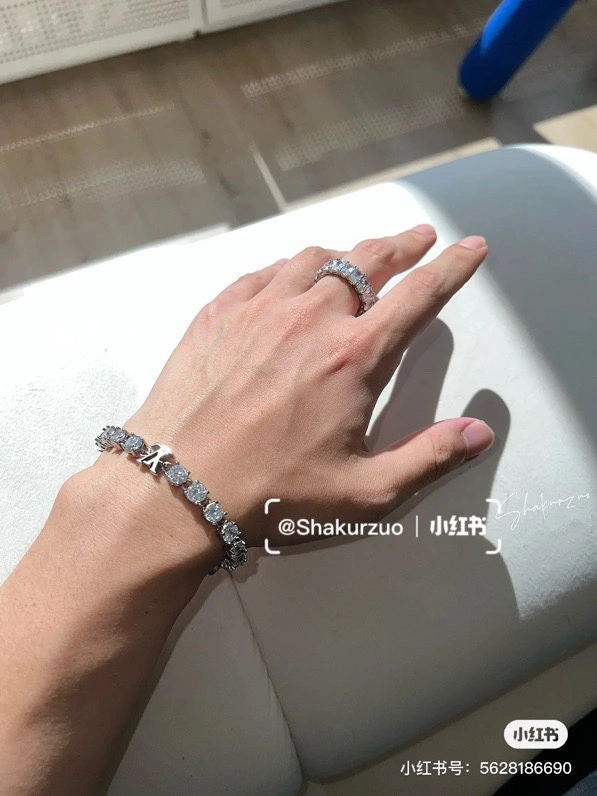 Louis Vuitton Bracelets SoftTouch 251141