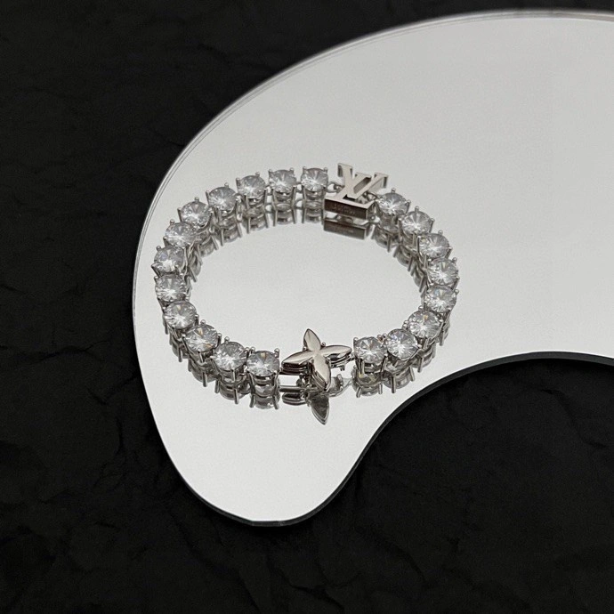 Louis Vuitton Bracelets SoftTouch 251141