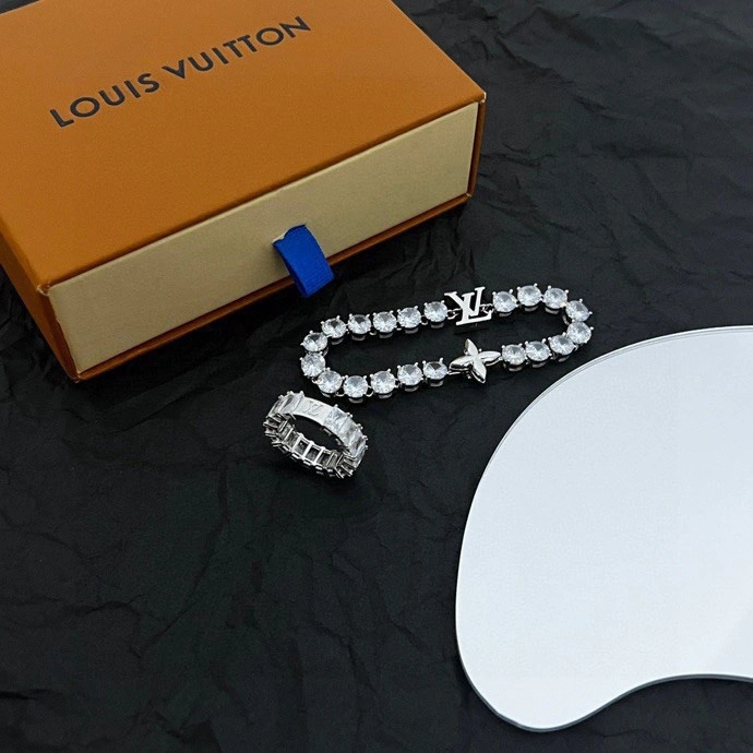 Louis Vuitton Bracelets SoftTouch 251141