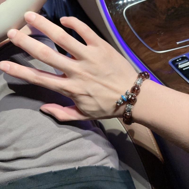 SoftTouch Louis Vuitton Bracelets 251129