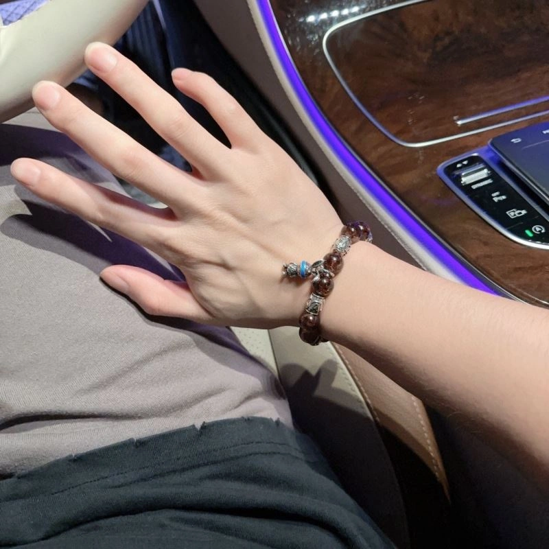 SoftTouch Louis Vuitton Bracelets 251129