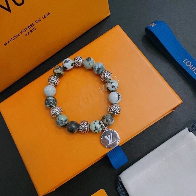 Stylish Louis Vuitton Bracelets 251124