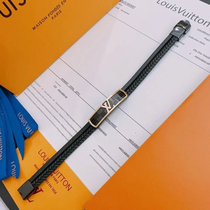 Classic Louis Vuitton Bracelets 251125