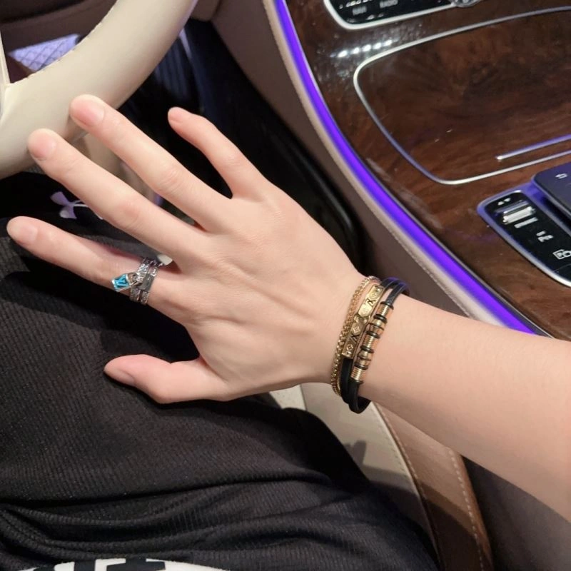 Louis Vuitton Bracelets SportInspired 251118